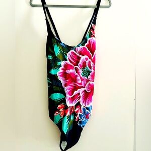 NWOT Black bathing suit with beautiful floral graphic